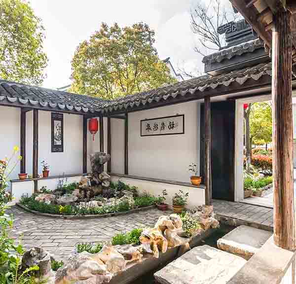 Chinese villa courtyard