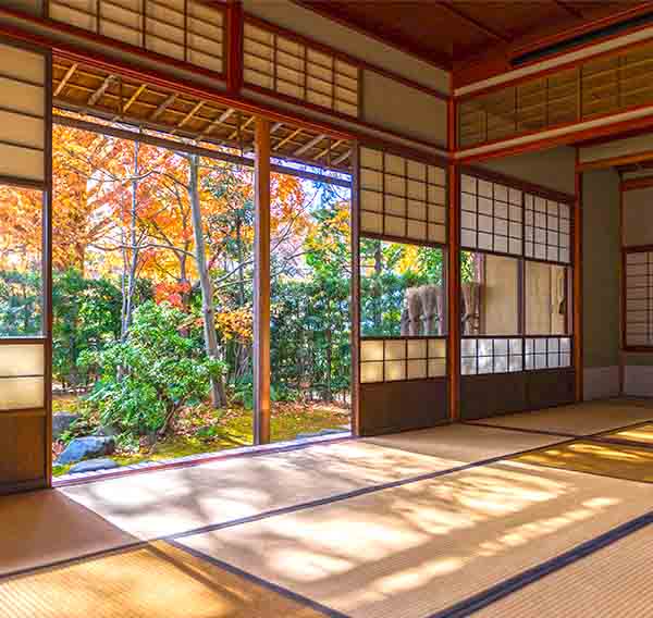 Japanese villa courtyard